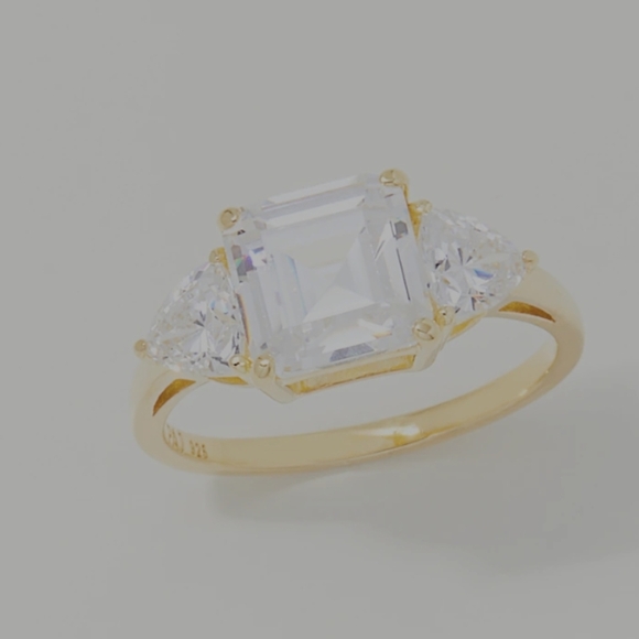 New Gold Plated Three Stone Ring 8 - Picture 3 of 7